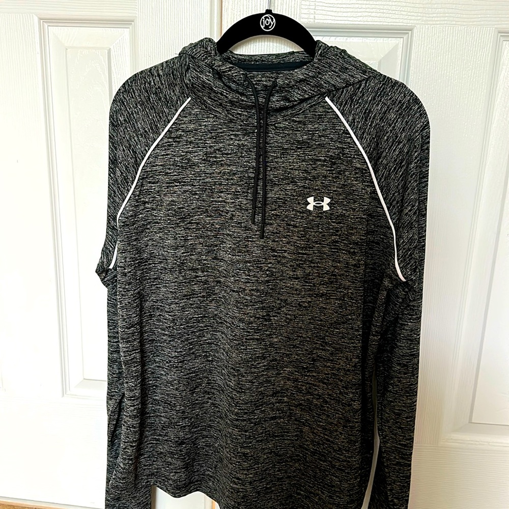 Brand new Under Armour pullover